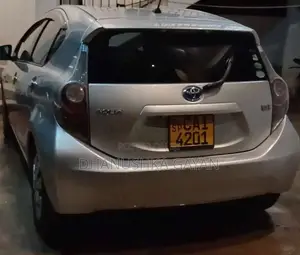 Toyota Aqua 2012 Car (Used)