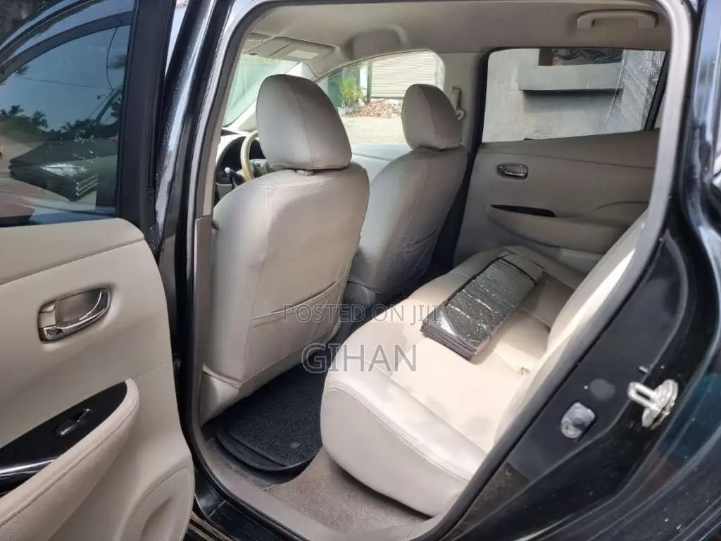 Nissan Leaf 2013 Car (Used)