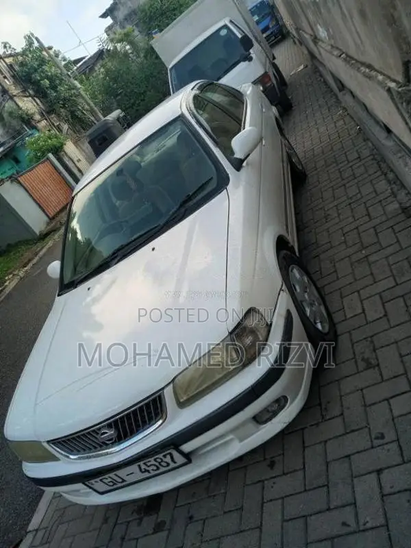 Nissan FB15 2000 Car (Used)