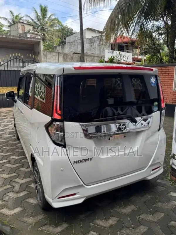 Toyota Roomy Custom GT Turbo 2024 Car Unregistered (Recondition)