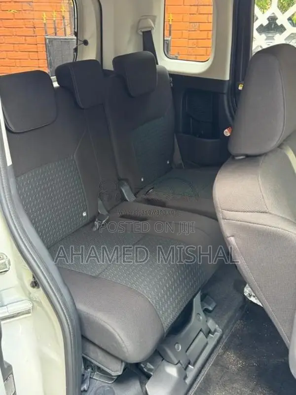Toyota Roomy Custom GT Turbo 2024 Car Unregistered (Recondition)