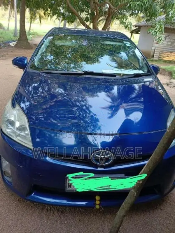 Toyota Prius 2013 Car (Used)