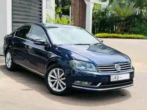 Volkswagen Passat 2012 Car (Used)