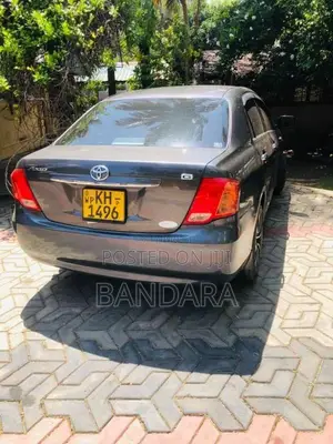 Toyota Axio 2006 Car (Used)