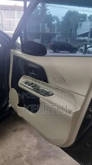 Toyota Aqua G Grade Limited 2012 Car (Used)