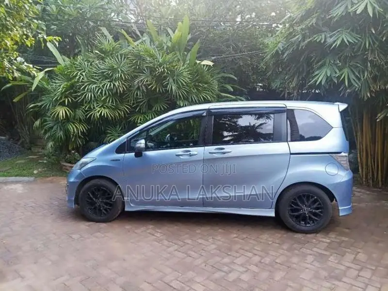 Honda Freed 2013 Car (Used)