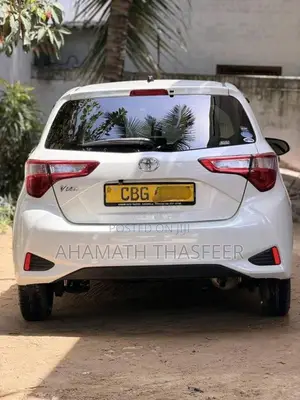 Toyota Vitz 2018 Car (Used)