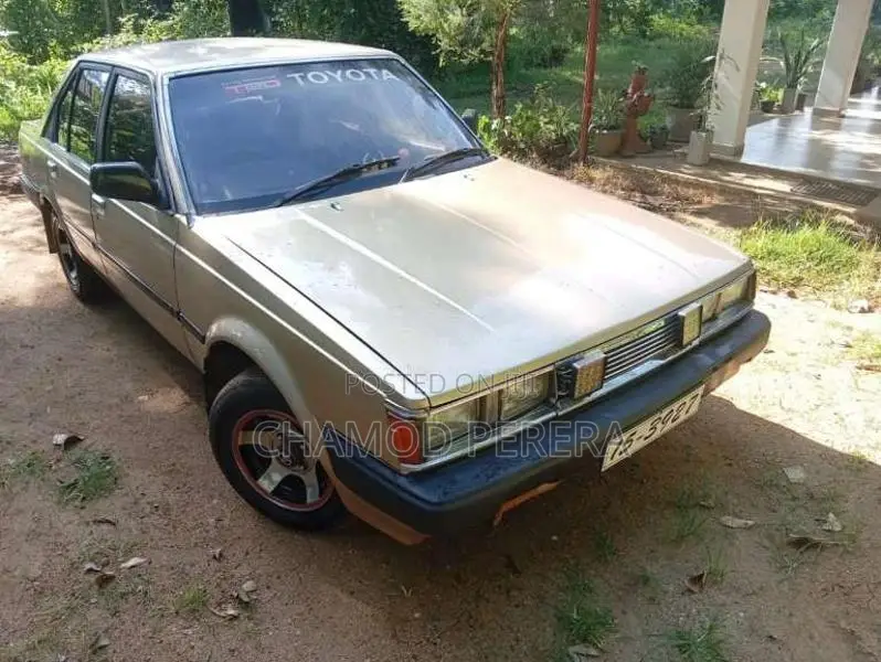 Toyota Carina 1984 Car (Used)