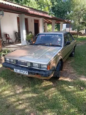 Toyota Carina 1984 Car (Used)