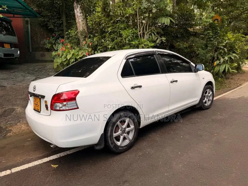 Toyota Belta 2007 Car (Used)