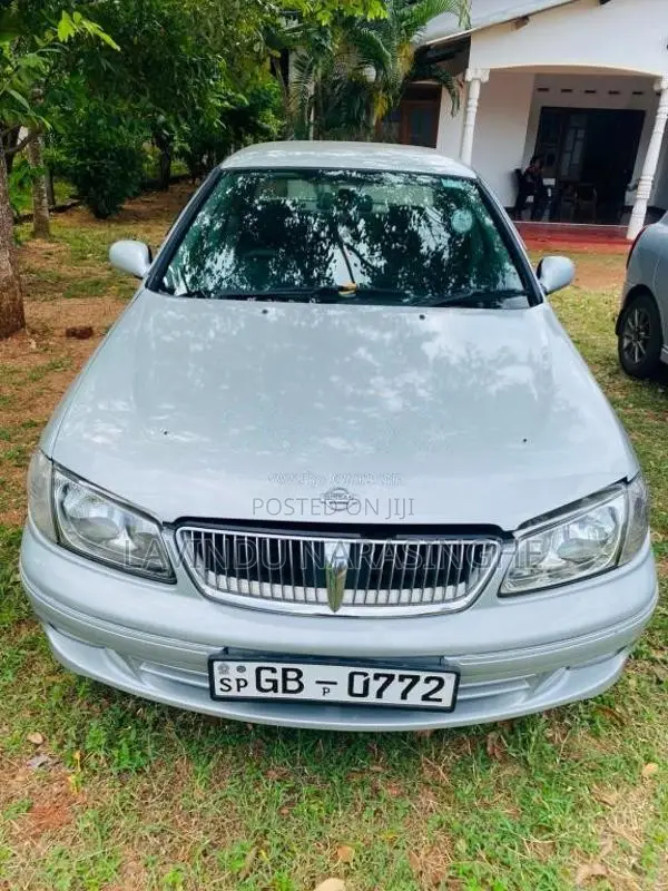 Nissan Sunny 2002 Car (Used)