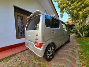 Suzuki Wagon R FX 2017 Car (Used)