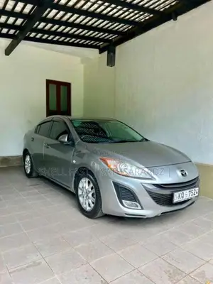 Mazda Axela 2010 Car (Used)