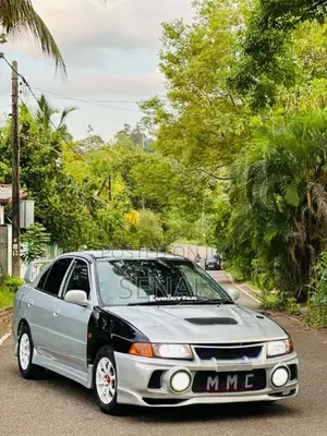 Mitsubishi Lancer CK1A 2000 Car (Used)