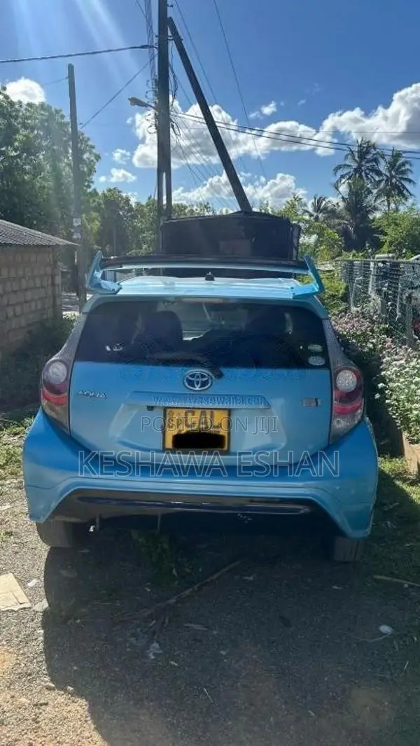 Toyota Aqua 2013 Car (Used)
