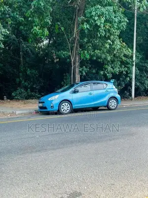 Toyota Aqua 2013 Car (Used)
