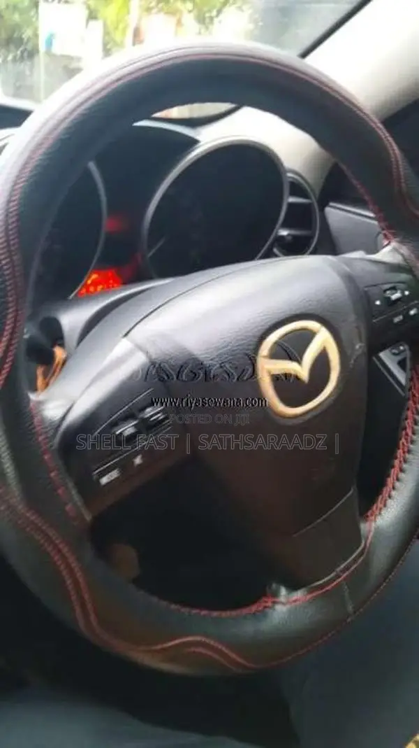 Mazda Axela 2010 Car (Used)