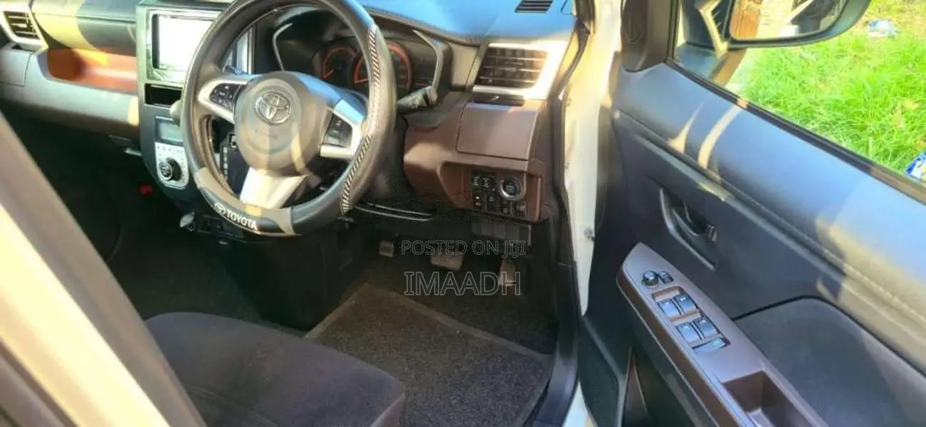 Toyota Roomy 2019 Car (Used)