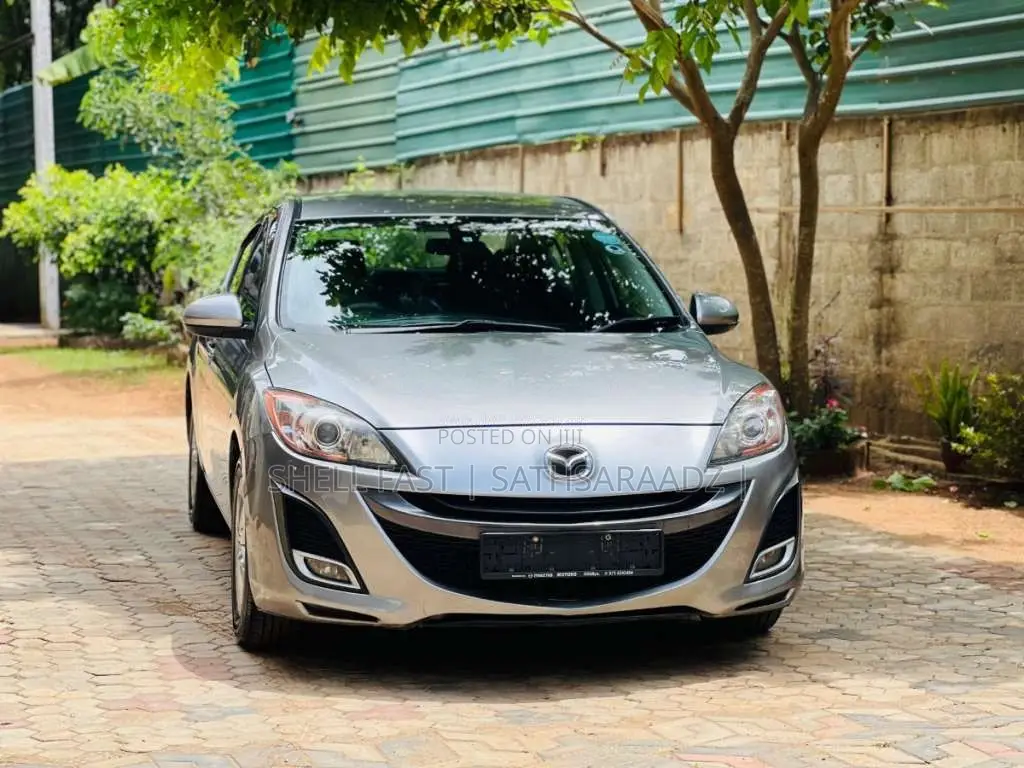 Mazda Axela 2010 Car (Used)