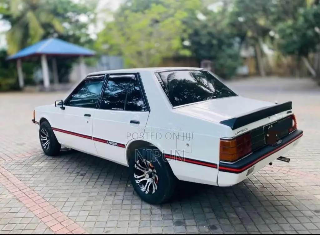 Mitsubishi Lancer Box 1983 Car (Used)