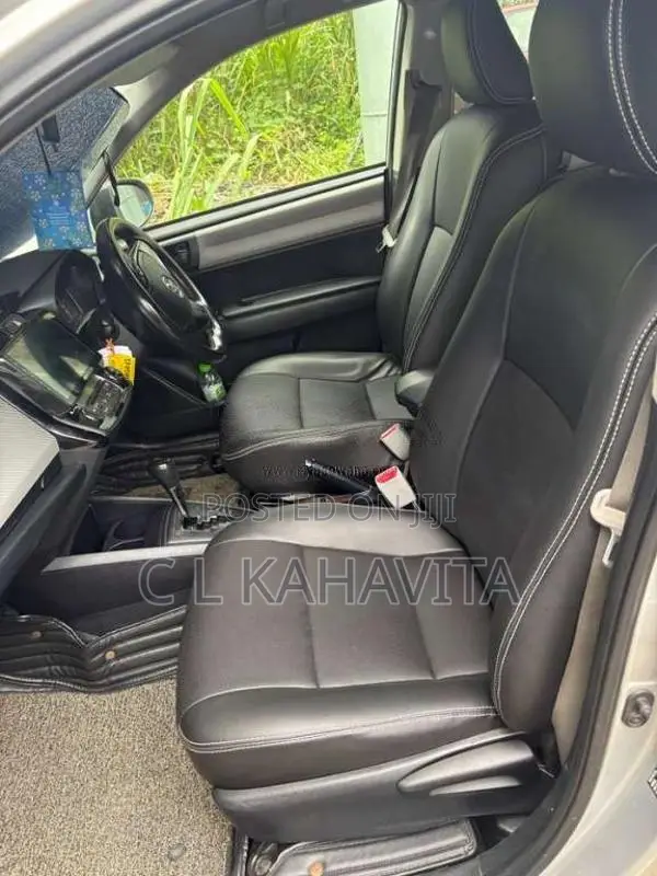 Toyota Axio 2014 Car (Used)