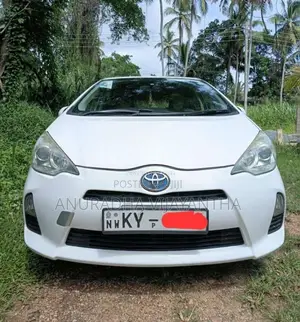 Toyota Aqua 2013 Car (Used)
