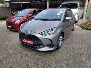 Toyota Yaris G LED 2024 Car Unregistered (Recondition)