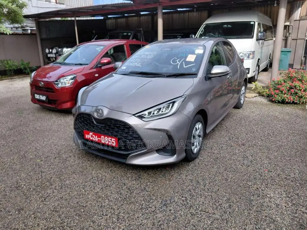 Toyota Yaris G LED 2024 Car Unregistered (Recondition)