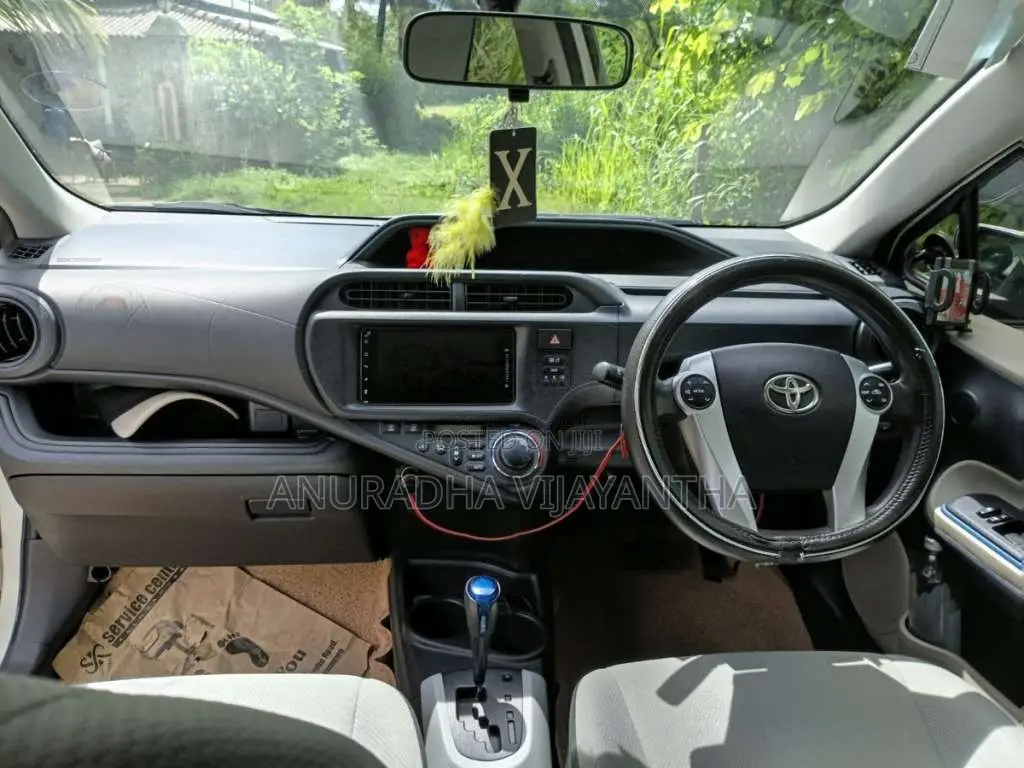 Toyota Aqua 2013 Car (Used)