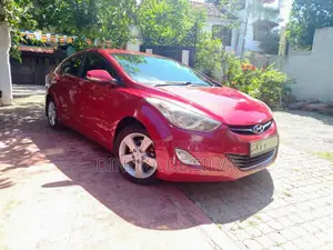 Hyundai Elantra 2012 Car (Used)