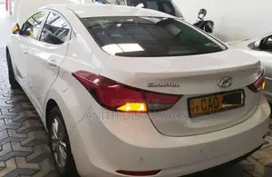 Hyundai Elantra 2015 Car (Used)