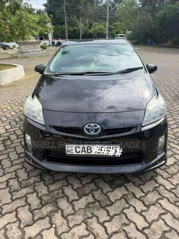 Toyota Prius 2011 Car (Used)