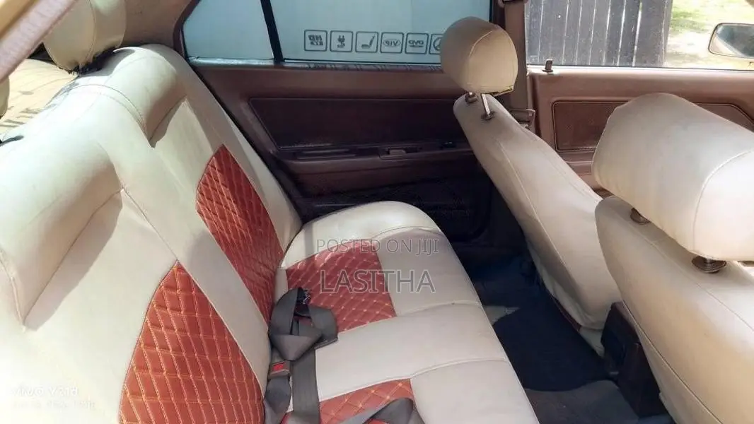 Toyota Carina 1988 Car (Used)