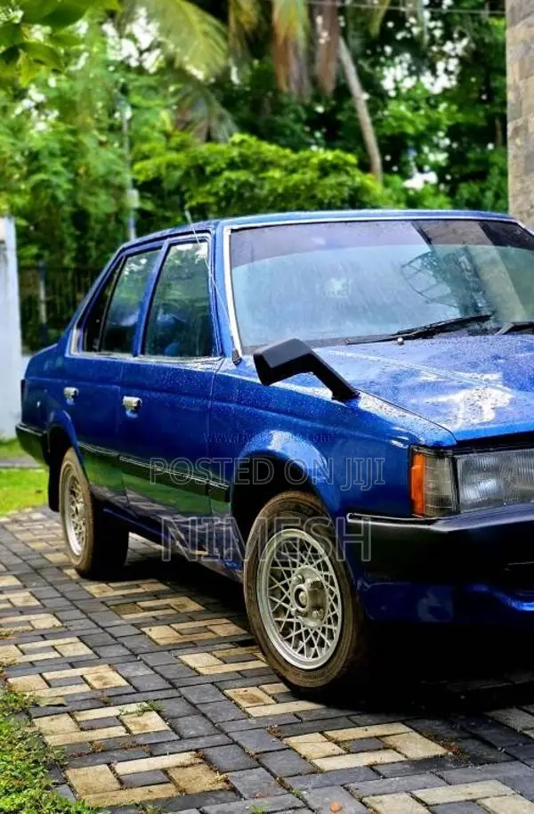 Toyota Corona 1983 Car (Used)