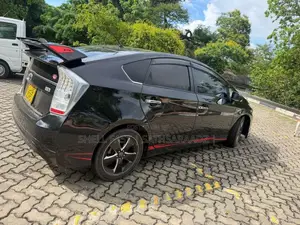 Toyota Prius 2011 Car (Used)