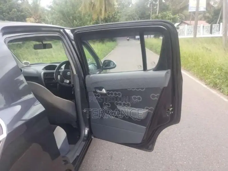 Suzuki Alto 2015 Car (Used)
