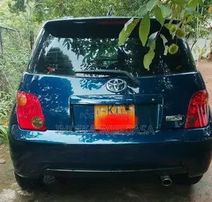 Toyota IST 2002 Car (Used)