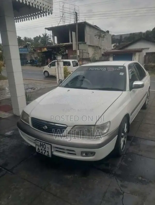 Toyota Corona 1999 Car (Used)