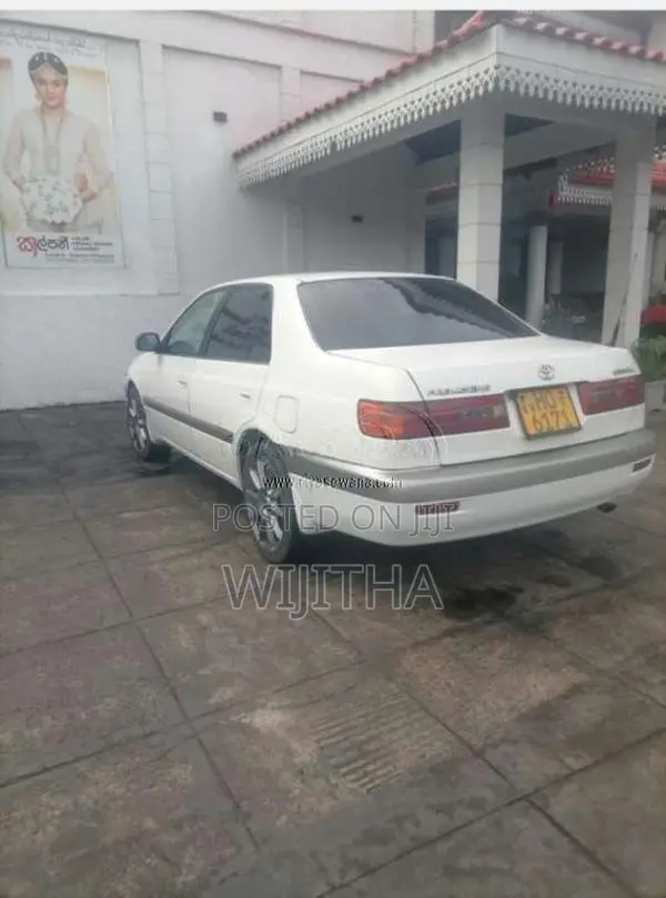 Toyota Corona 1999 Car (Used)