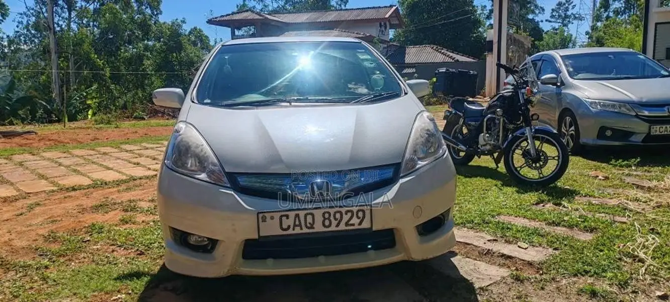 Honda Fit Shuttle 2016 Car (Used)