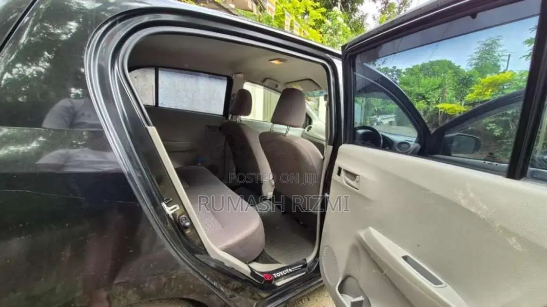 Toyota Pixis 2016 Car (Used)