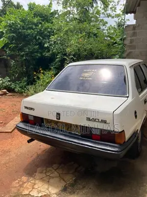 Volvo Volvo 1986 Car (Used)