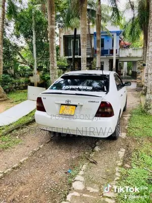 Toyota Corolla 121 2000 Car (Used)