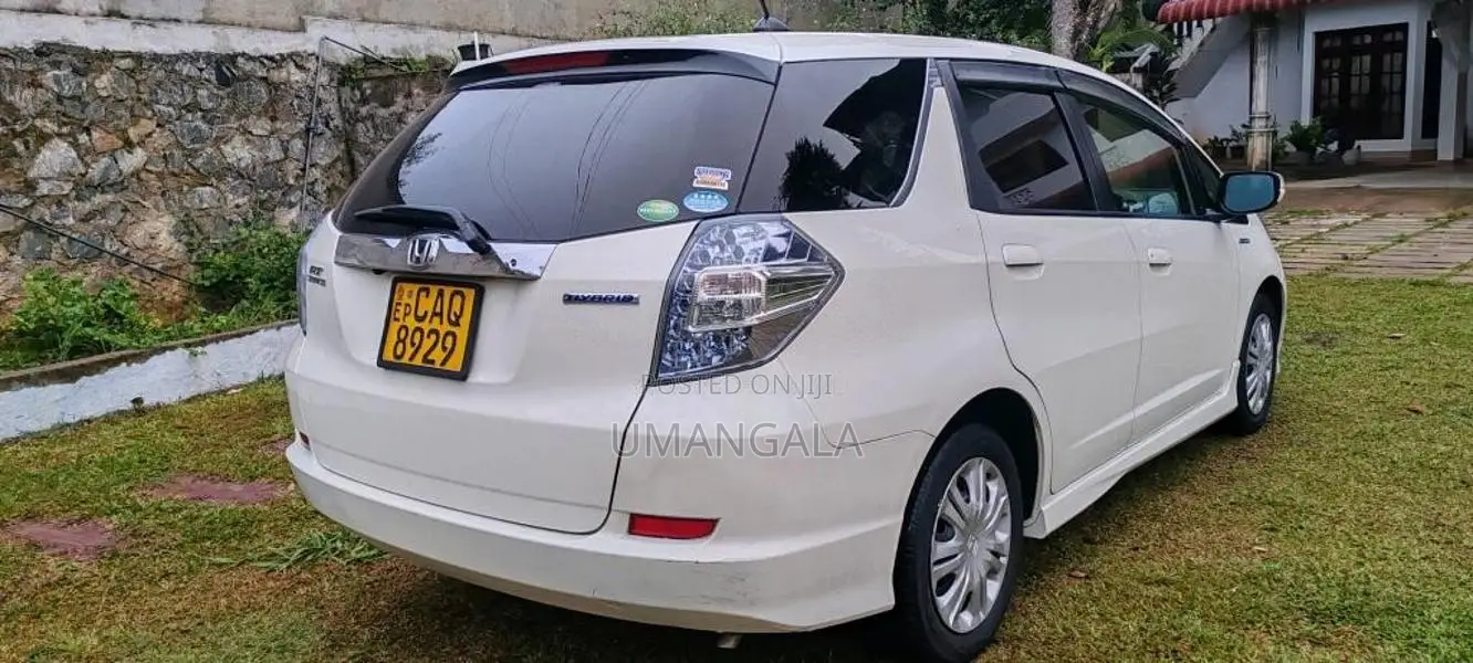 Honda Fit Shuttle 2016 Car (Used)