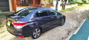 Honda Grace 2017 Car (Used)