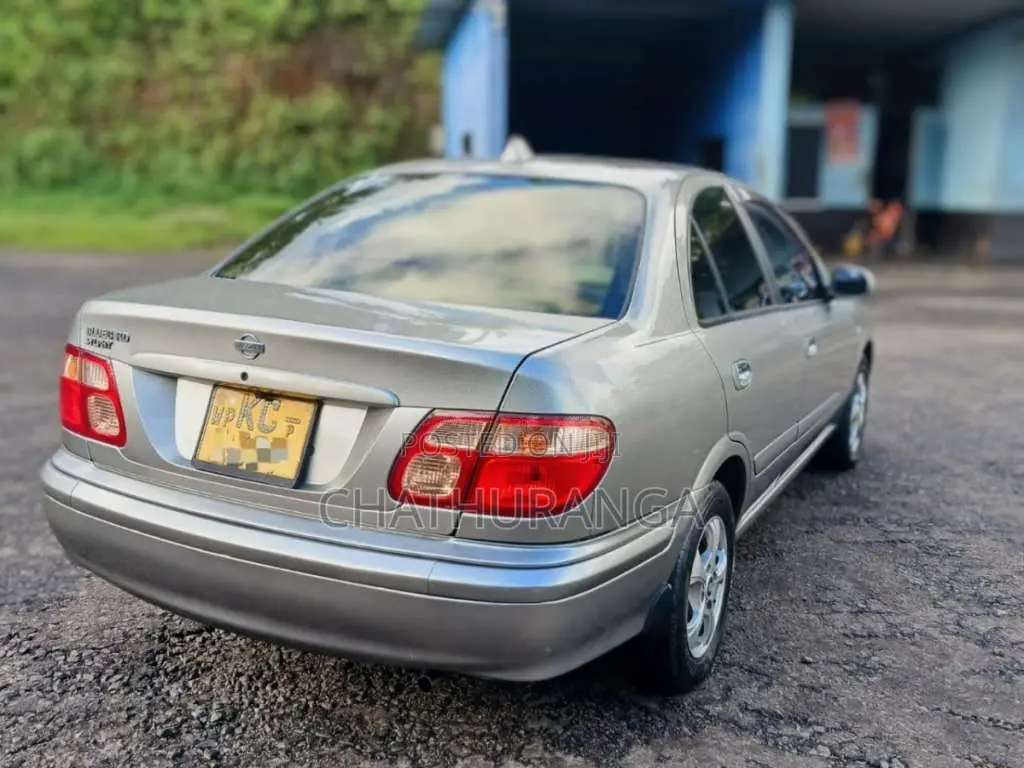 Nissan Bluebird Sylphy 2002 Car (Used)