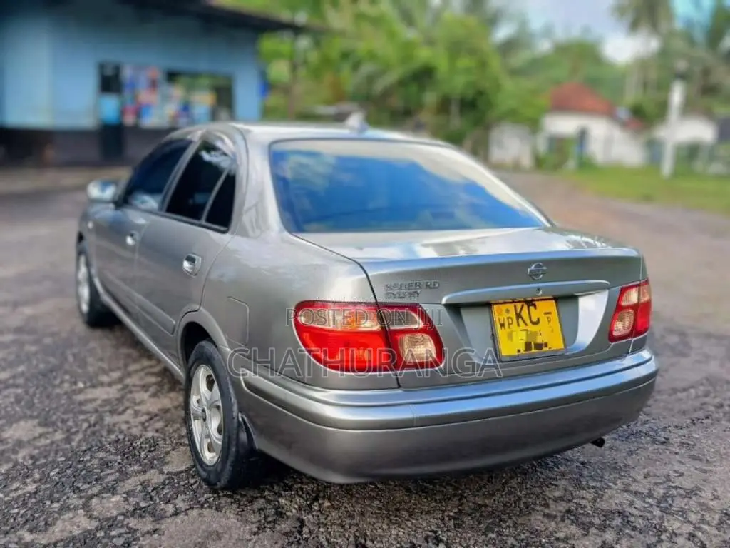 Nissan Bluebird Sylphy 2002 Car (Used)