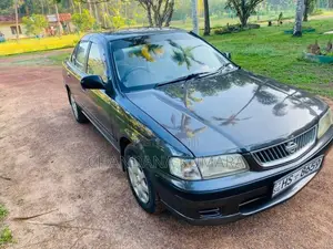 Nissan FB15 2000 Car (Used)