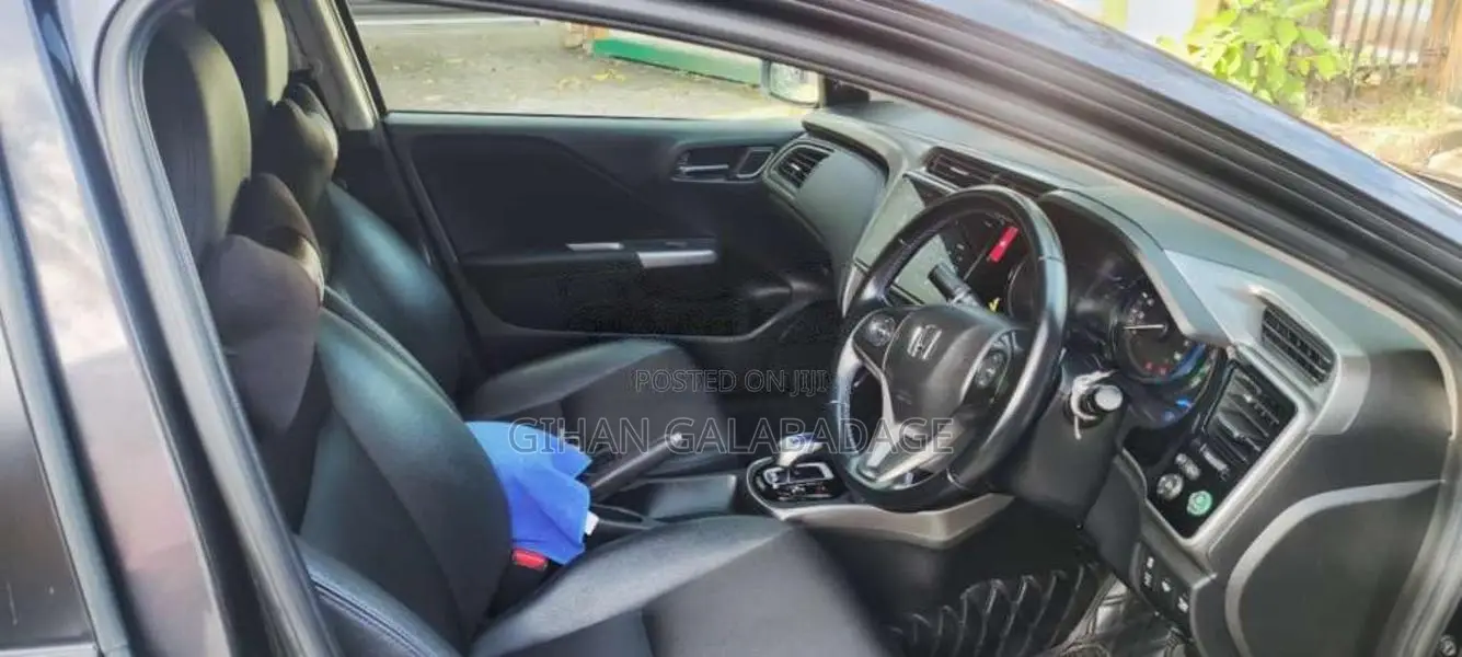 Honda Grace 2017 Car (Used)