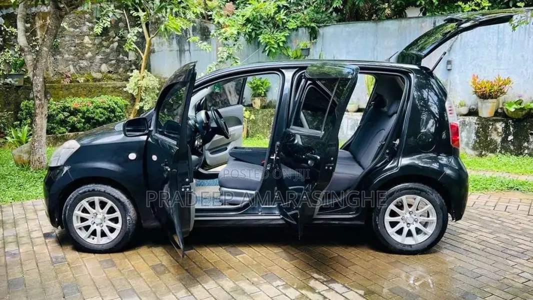 Toyota Passo 2010 Car (Used)